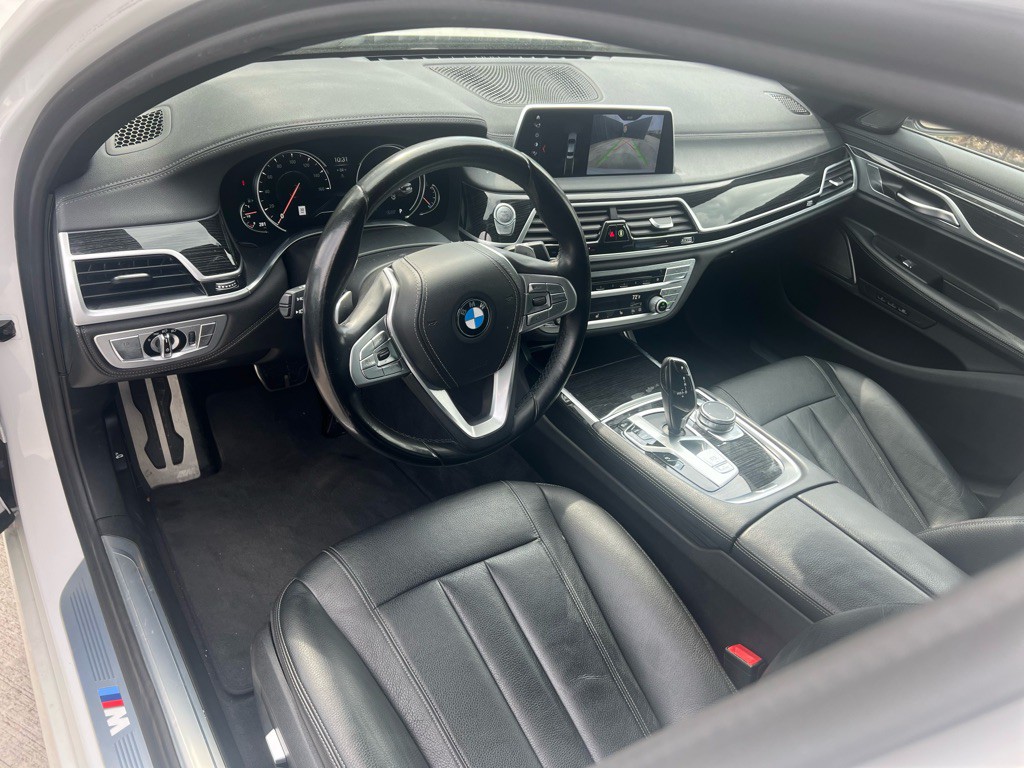 2019 BMW 7 Series Image 9