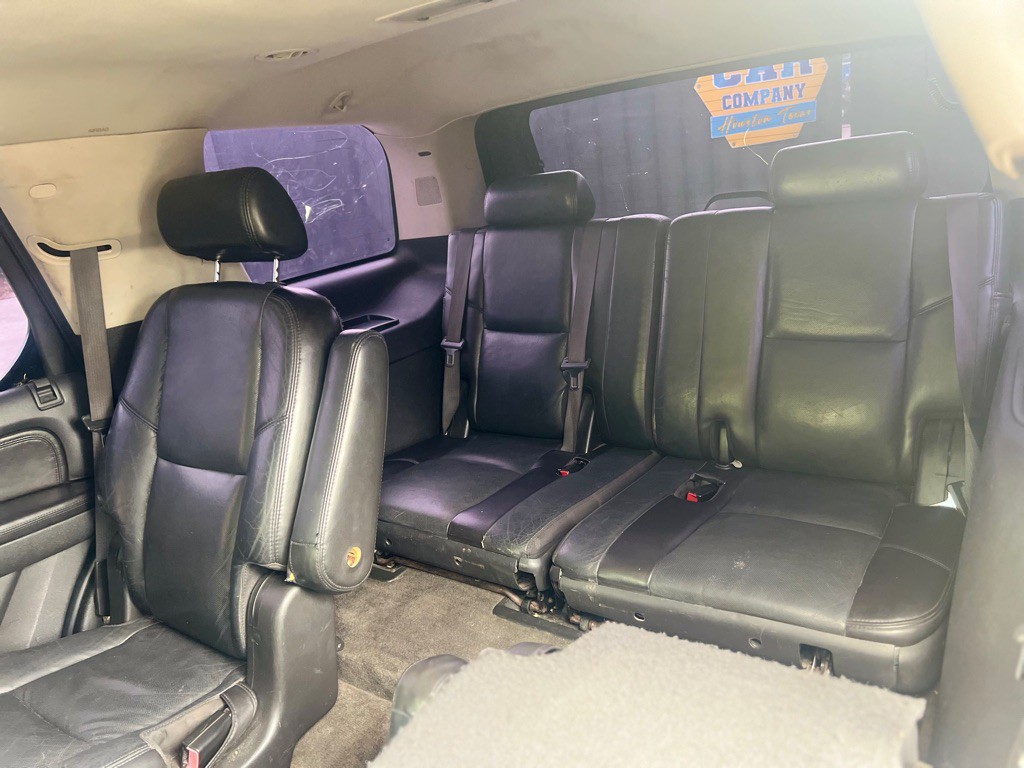 2007 Cadillac Escalade Image 11