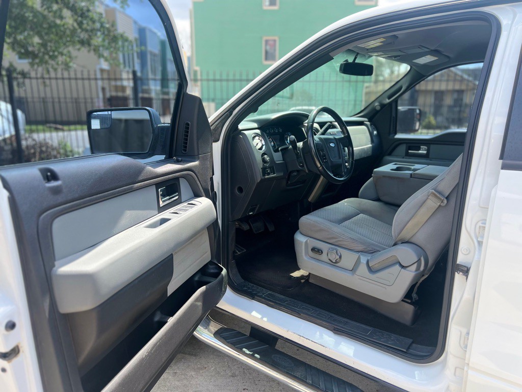 2012 Ford F-150 Image 10