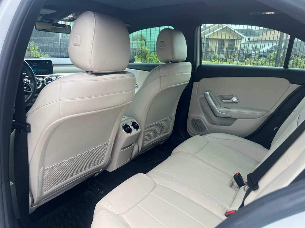 2020 Mercedes-Benz A Image 13