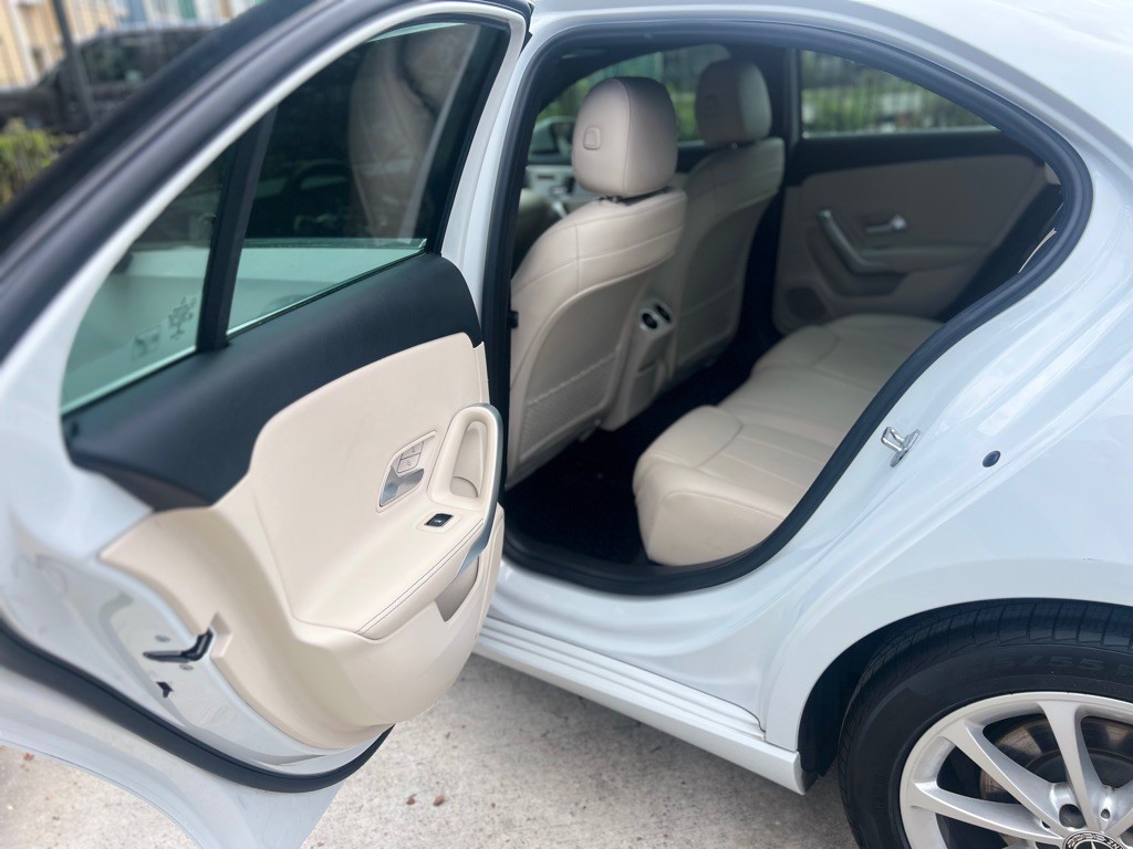 2020 Mercedes-Benz A Image 14