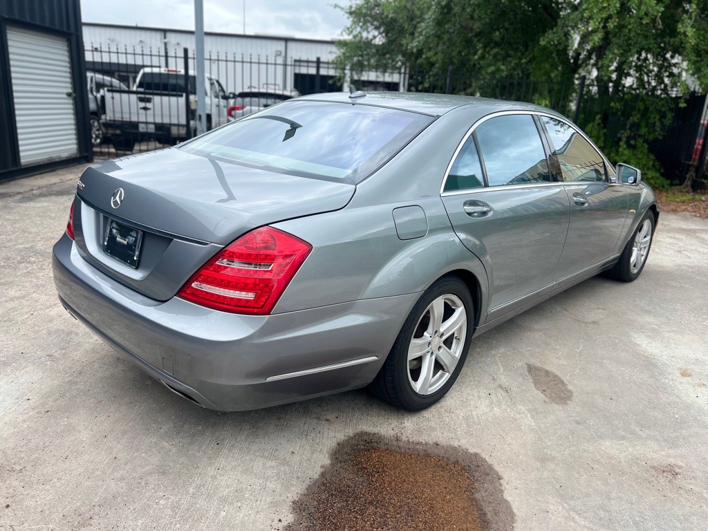 2013 Mercedes-Benz S-Class Image 5