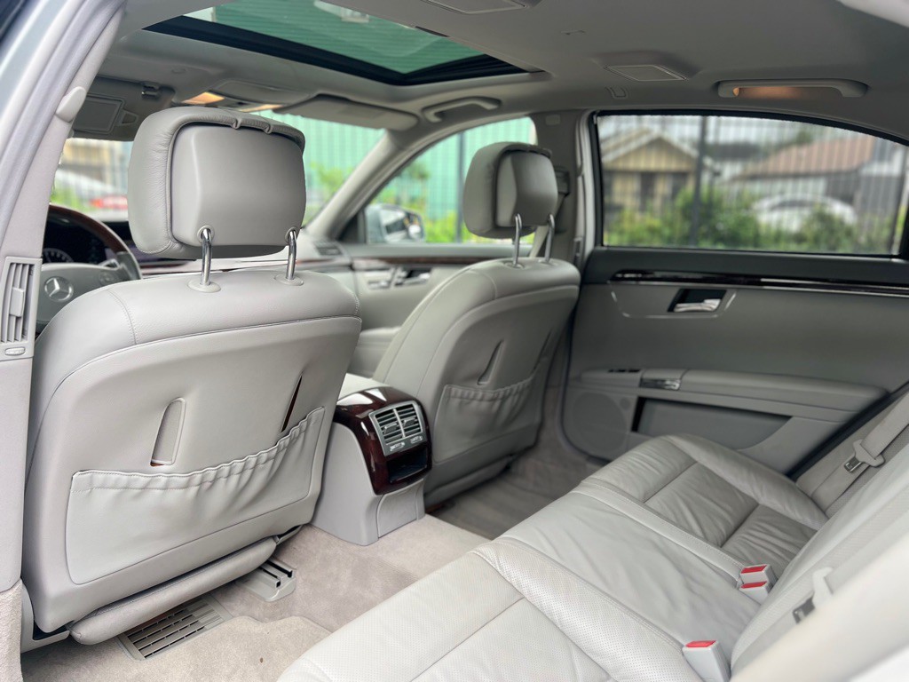 2013 Mercedes-Benz S-Class Image 13