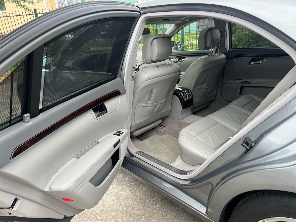 2013 Mercedes-Benz S-Class Image 14