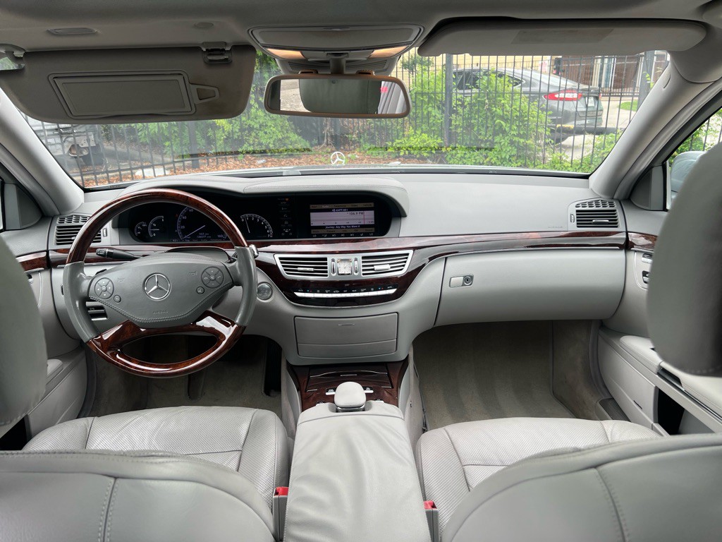 2013 Mercedes-Benz S-Class Image 16