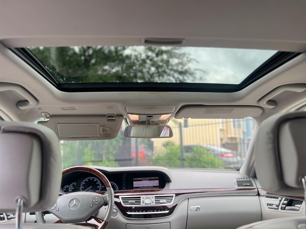 2013 Mercedes-Benz S-Class Image 17