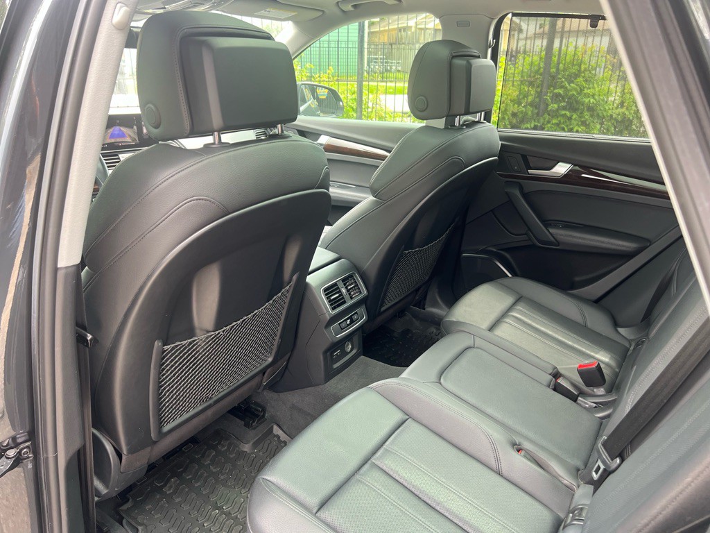 2019 Audi Q5 Image 14