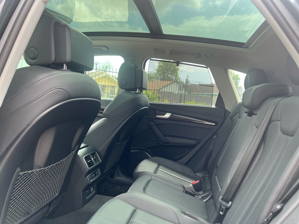 2019 Audi Q5 Image 17