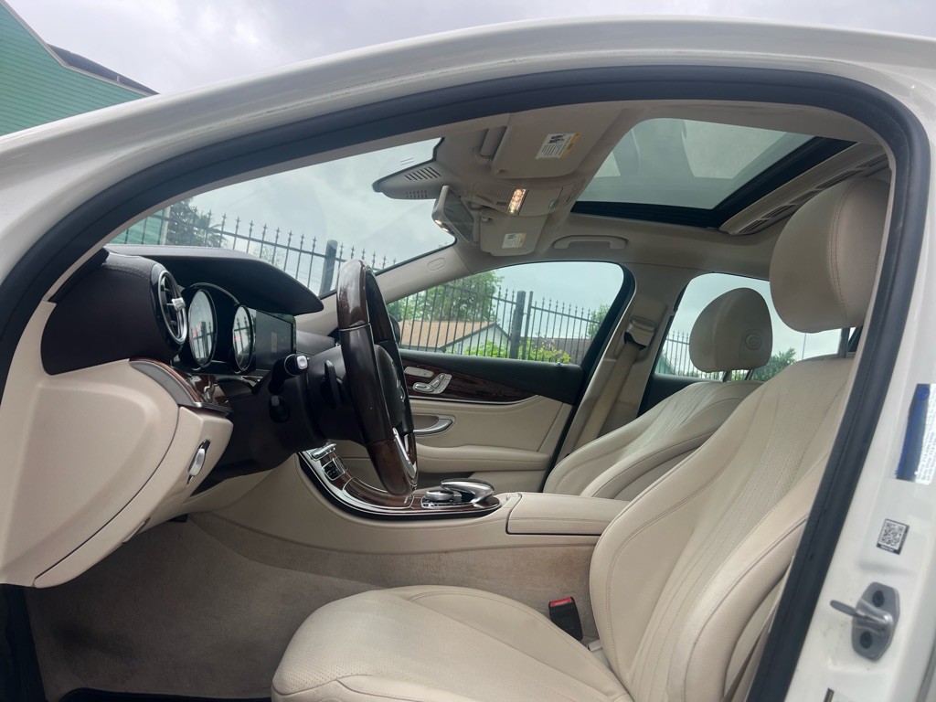 2019 Mercedes-Benz E-Class Image 12
