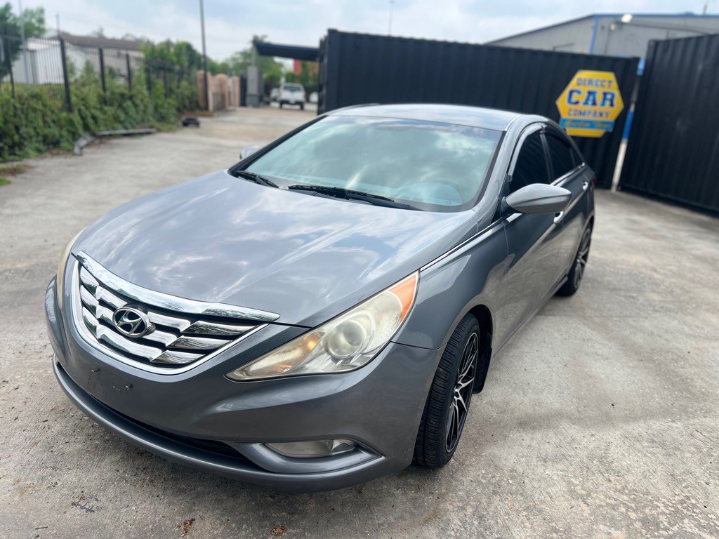 2013 Hyundai Sonata Image 1