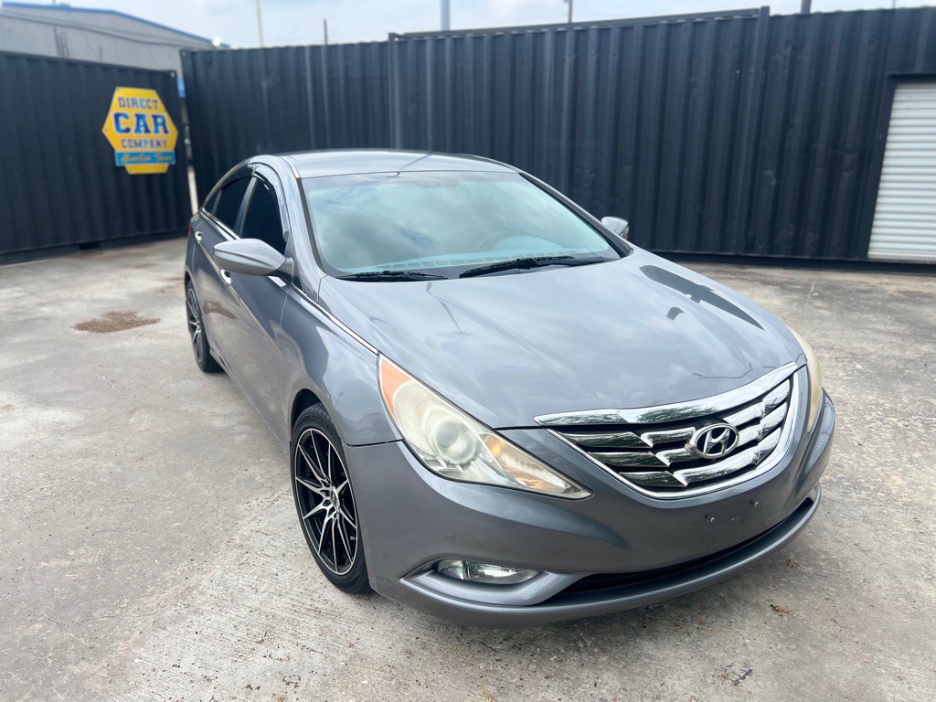 2013 Hyundai Sonata Image 3