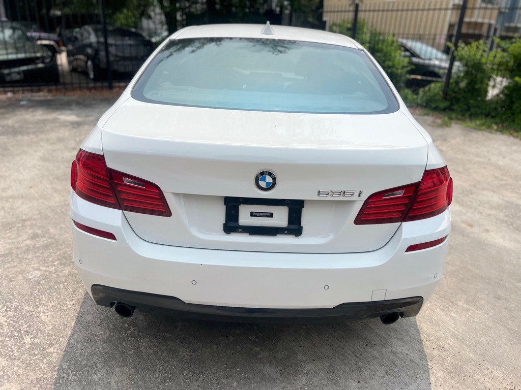 2016 BMW 5 Series Image 6