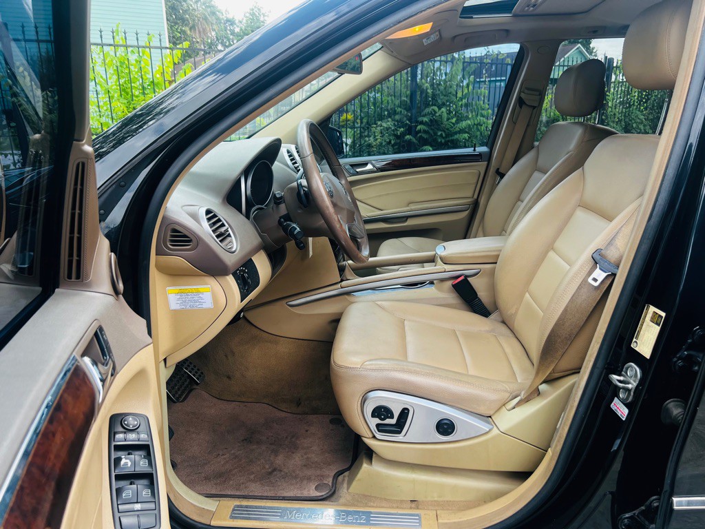 2011 Mercedes-Benz M-Class Image 11