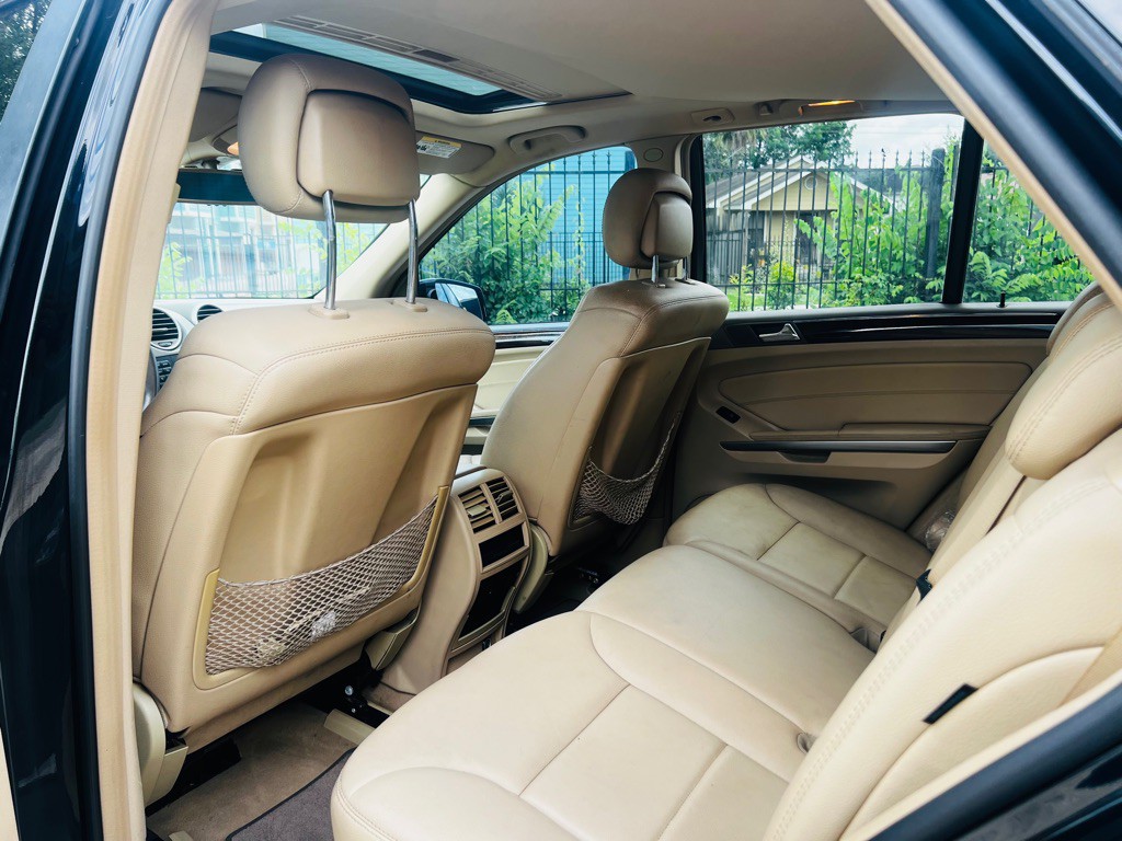 2011 Mercedes-Benz M-Class Image 14