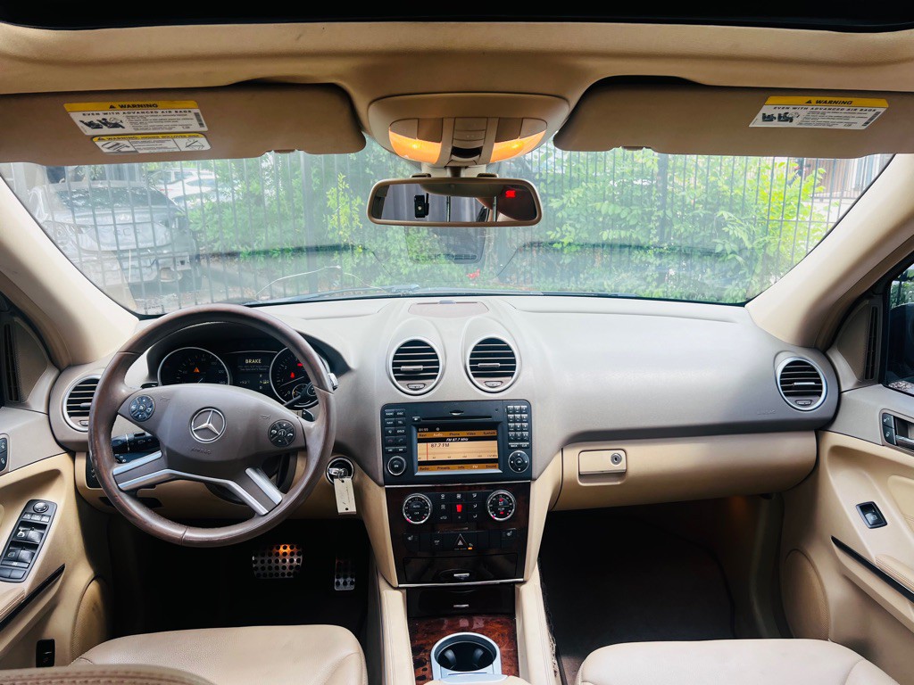 2011 Mercedes-Benz M-Class Image 17