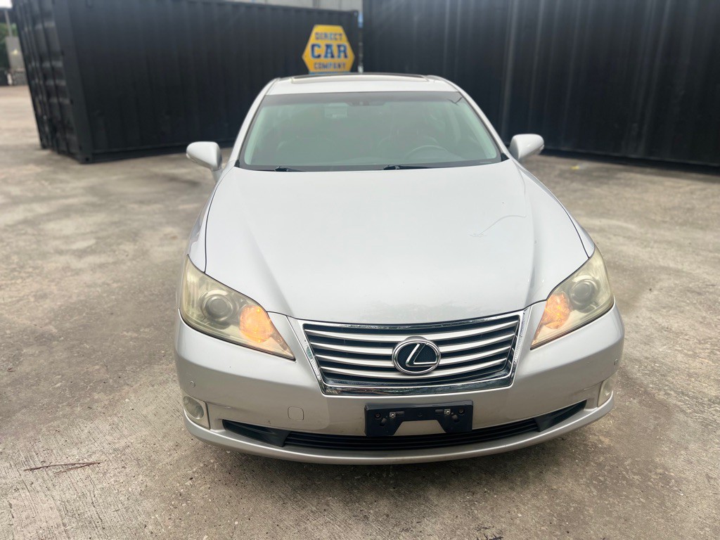 2012 Lexus ES Image 2