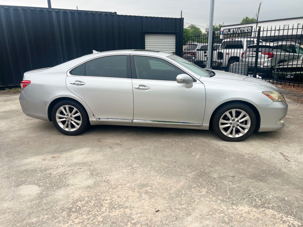 2012 Lexus ES Image 4