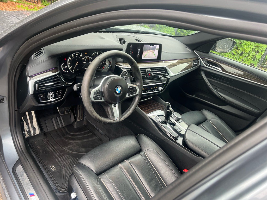 2018 BMW 5 Series Image 9