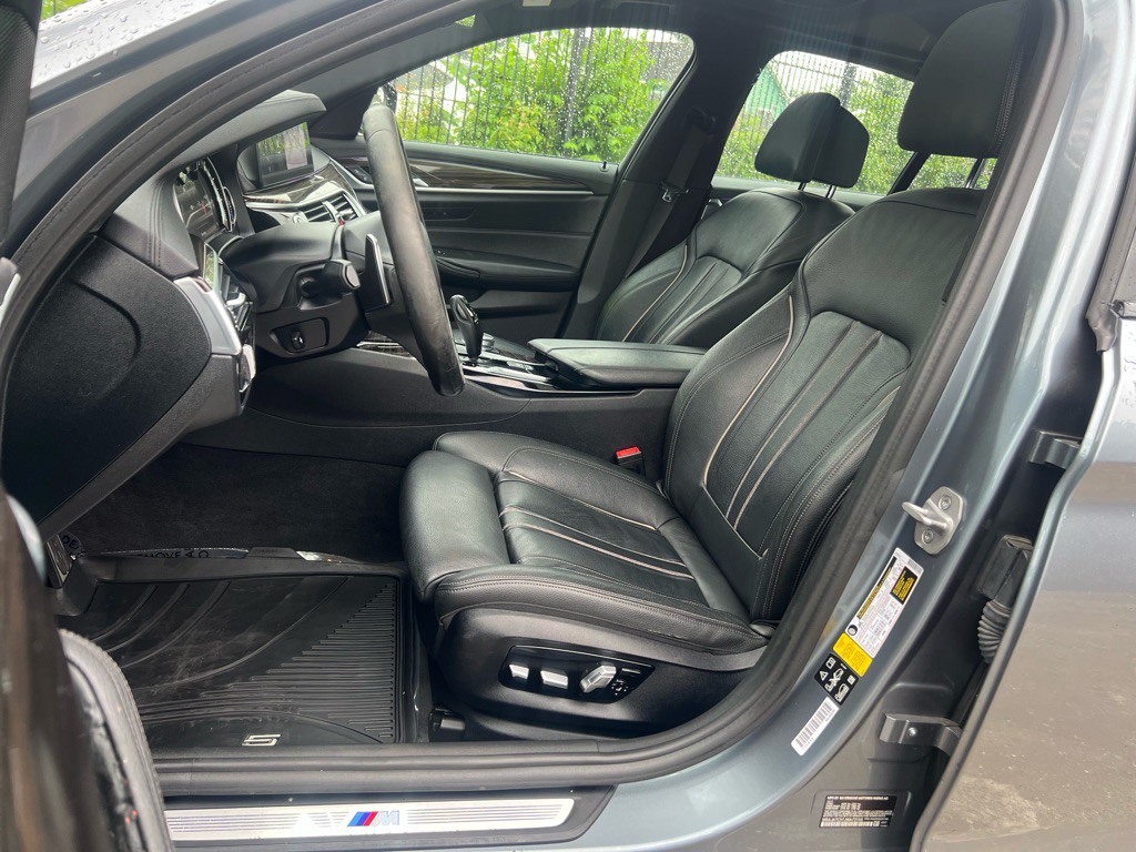 2018 BMW 5 Series Image 11