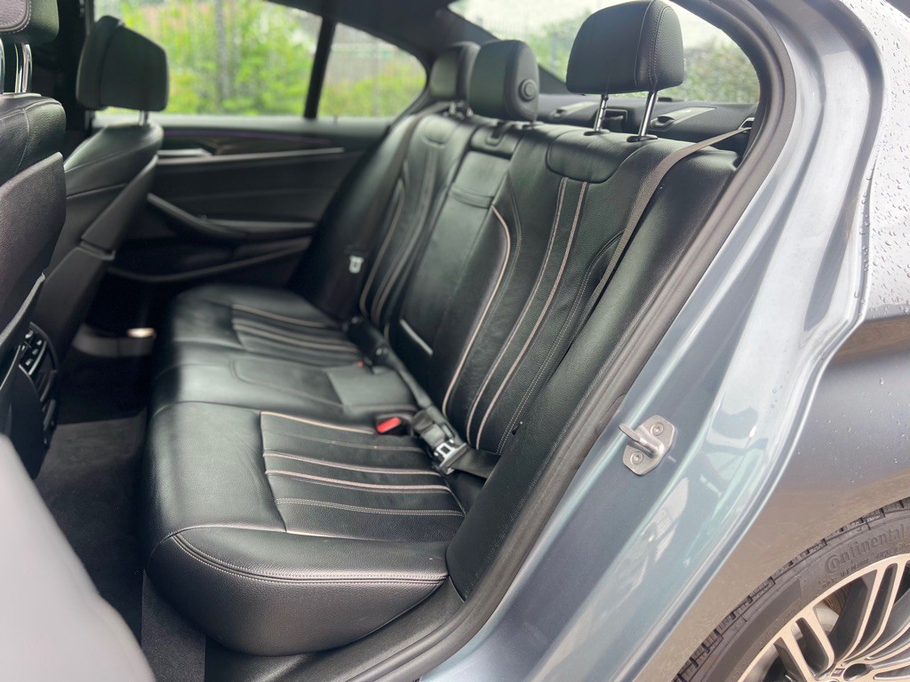 2018 BMW 5 Series Image 16