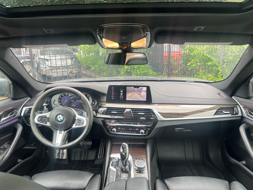 2018 BMW 5 Series Image 17