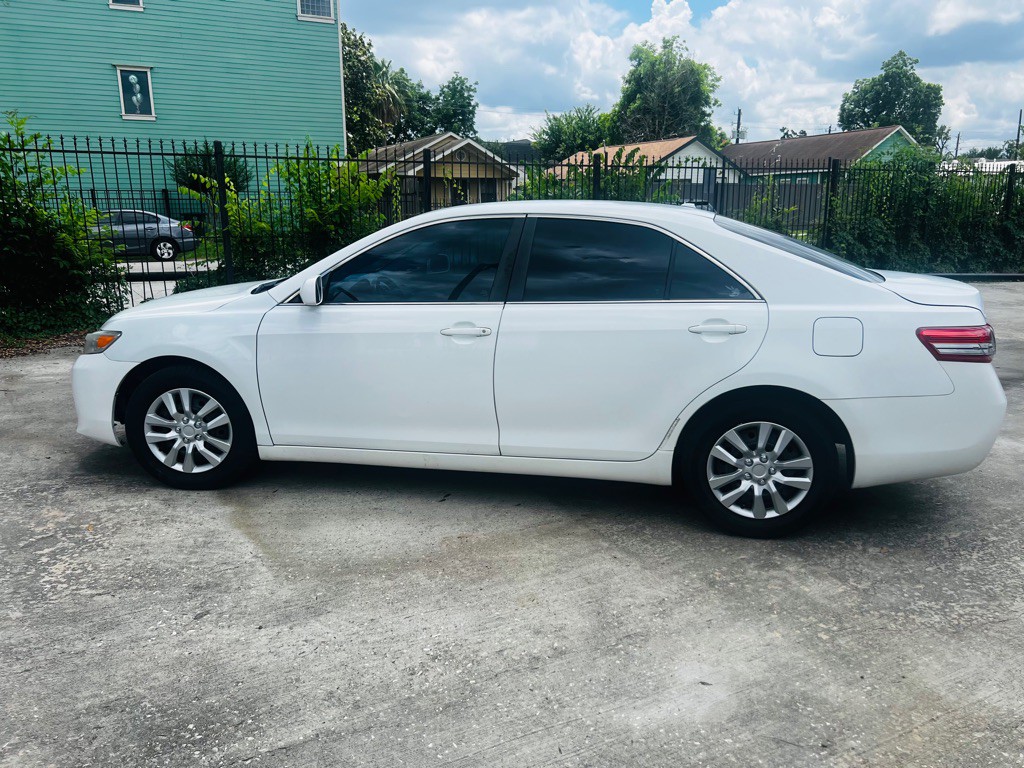 2010 Toyota Camry Image 7