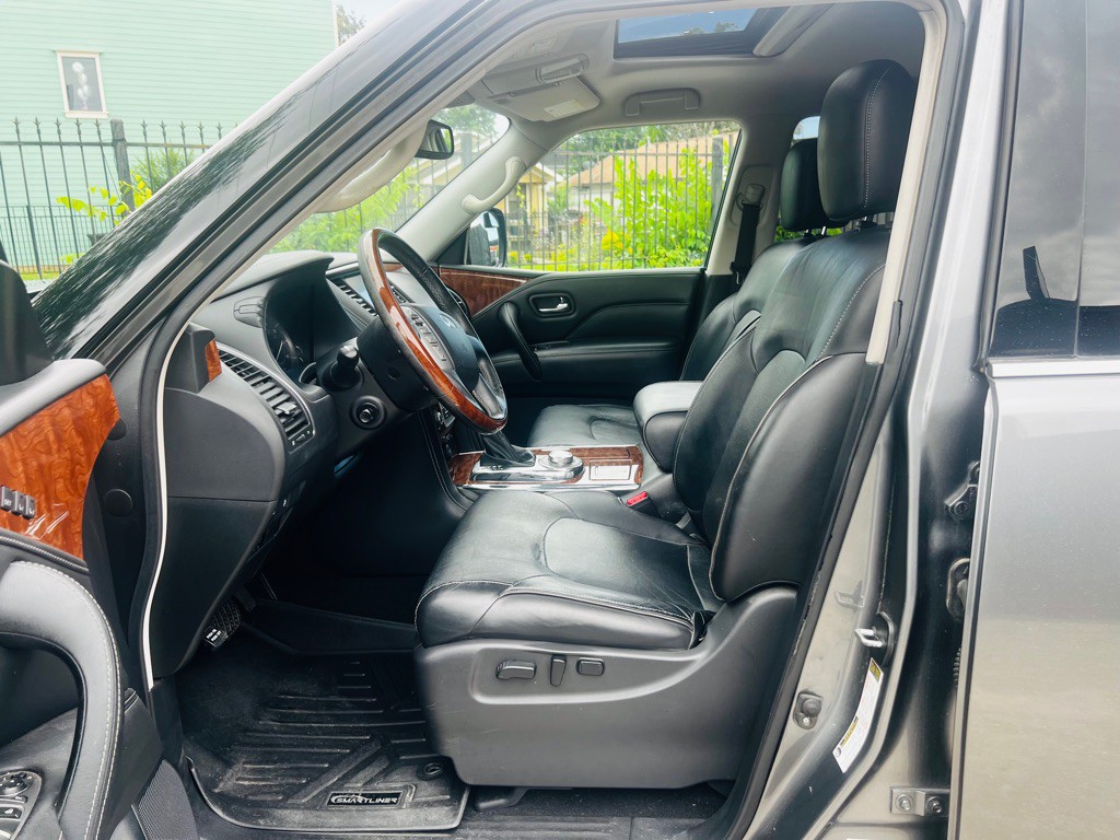 2018 INFINITI QX80 Image 11