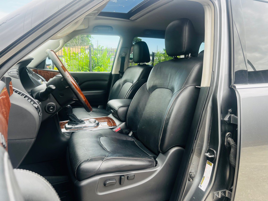 2018 INFINITI QX80 Image 12