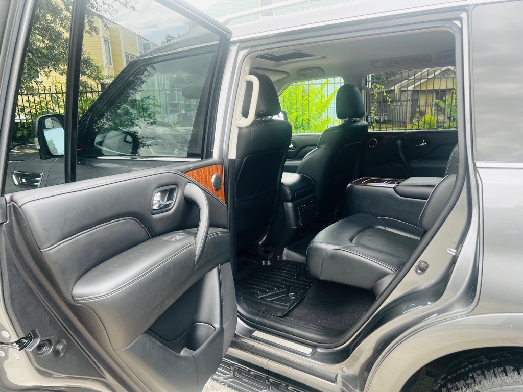2018 INFINITI QX80 Image 15