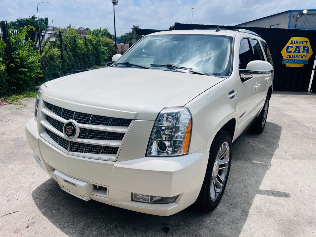 2014 Cadillac Escalade Image 1