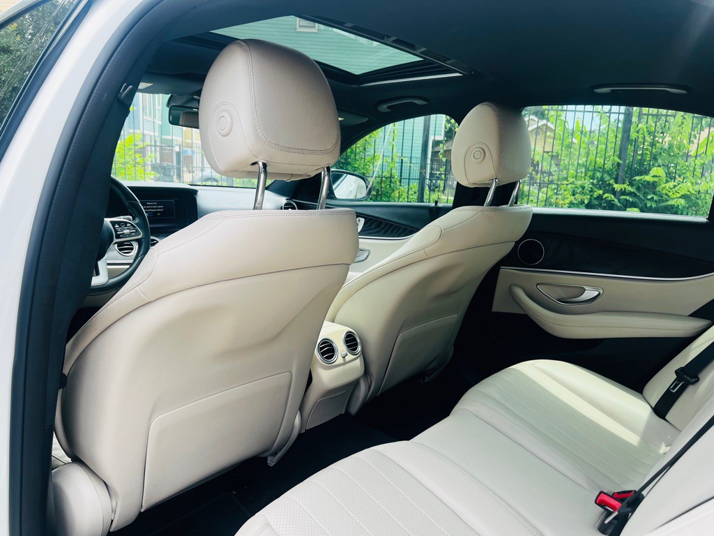 2019 Mercedes-Benz E-Class Image 14