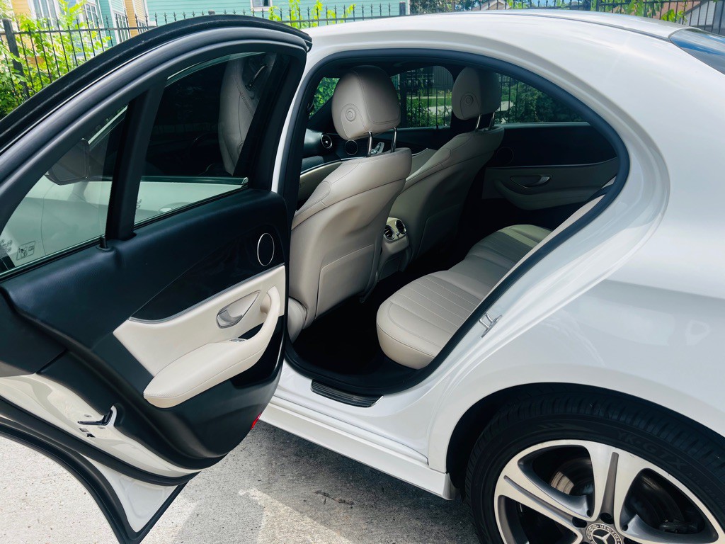 2019 Mercedes-Benz E-Class Image 15