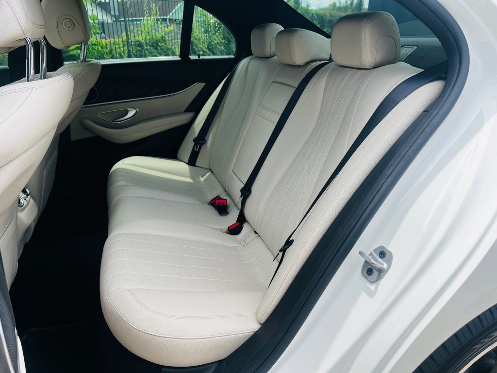 2019 Mercedes-Benz E-Class Image 17