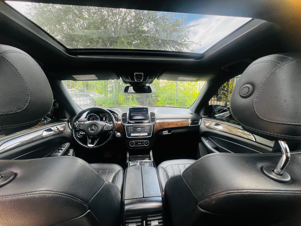 2017 Mercedes-Benz GLE-Class Image 19