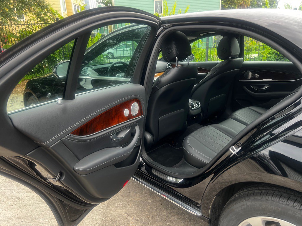 2019 Mercedes-Benz E-Class Image 15