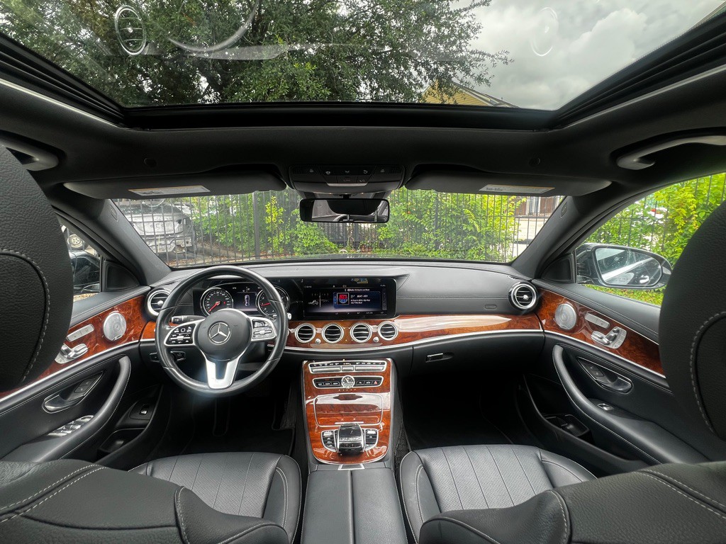2019 Mercedes-Benz E-Class Image 17