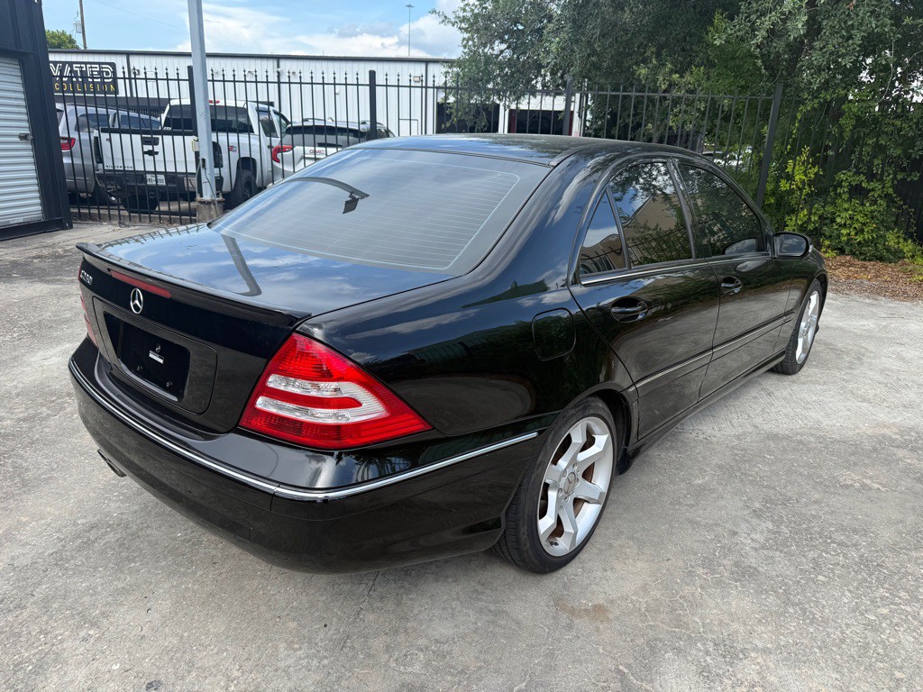 2007 Mercedes-Benz C-Class Image 5