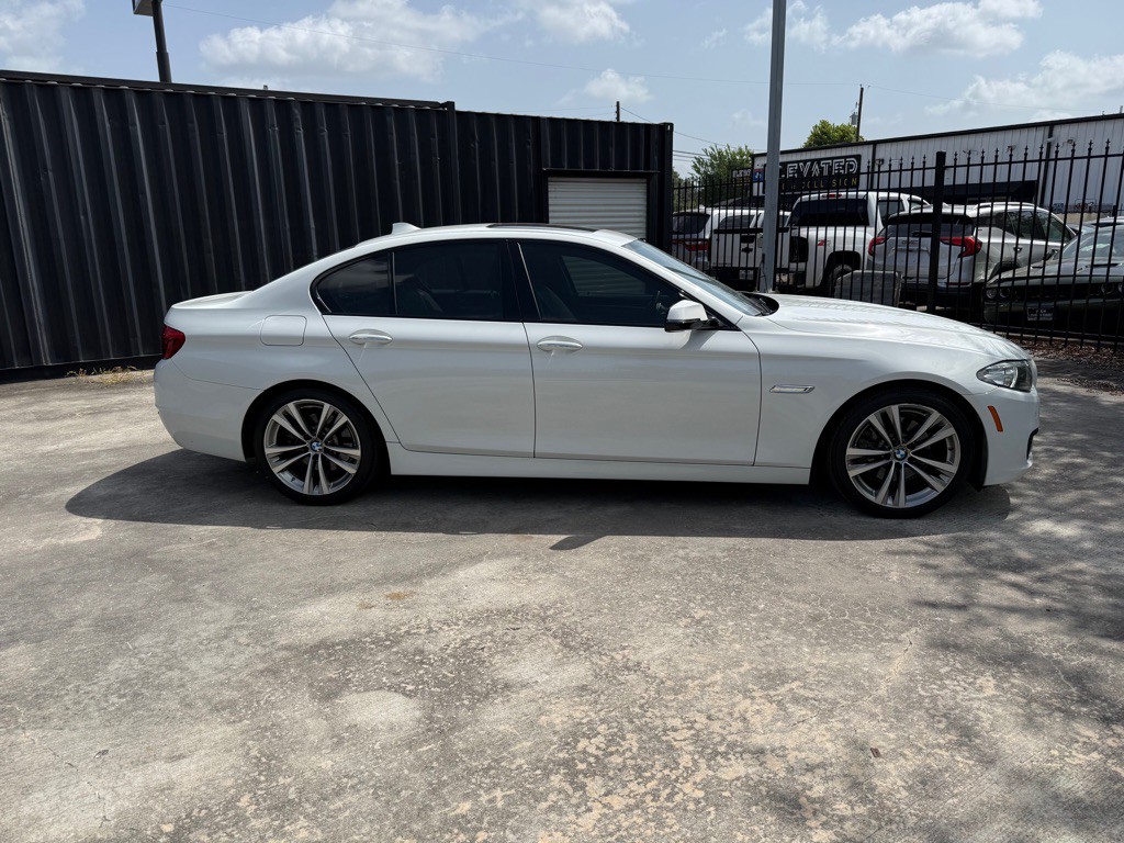 2016 BMW 5 Series Image 4