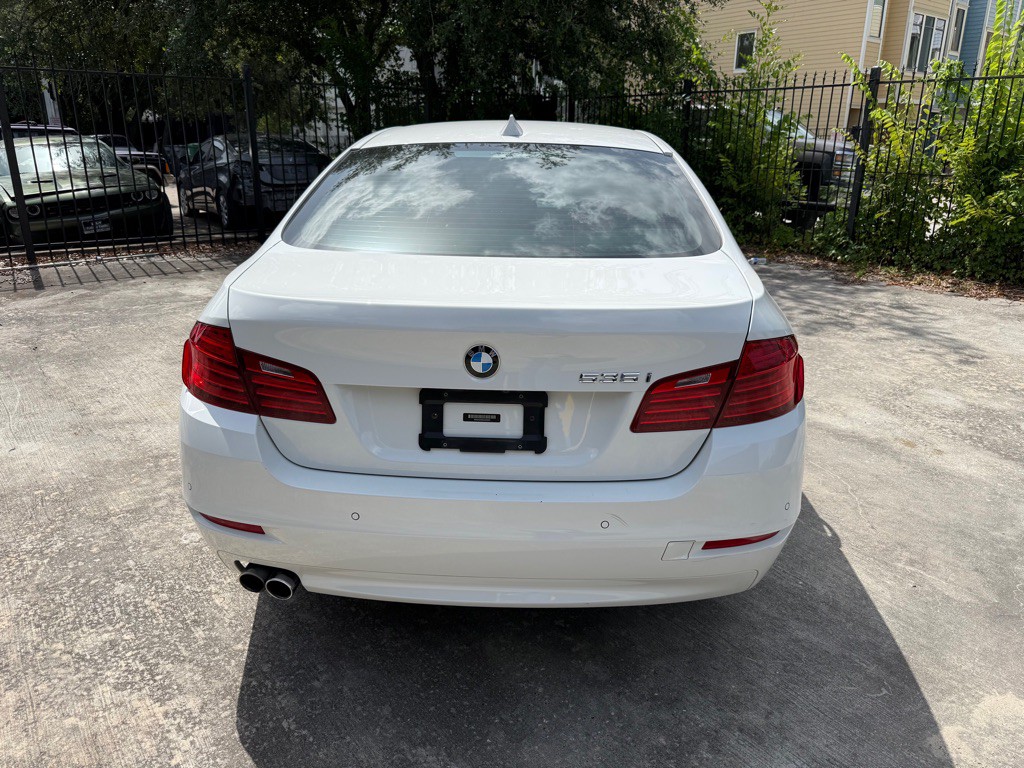 2016 BMW 5 Series Image 6