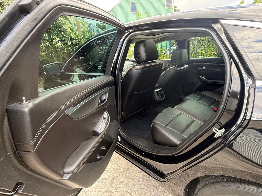 2019 Chevrolet Impala Image 16