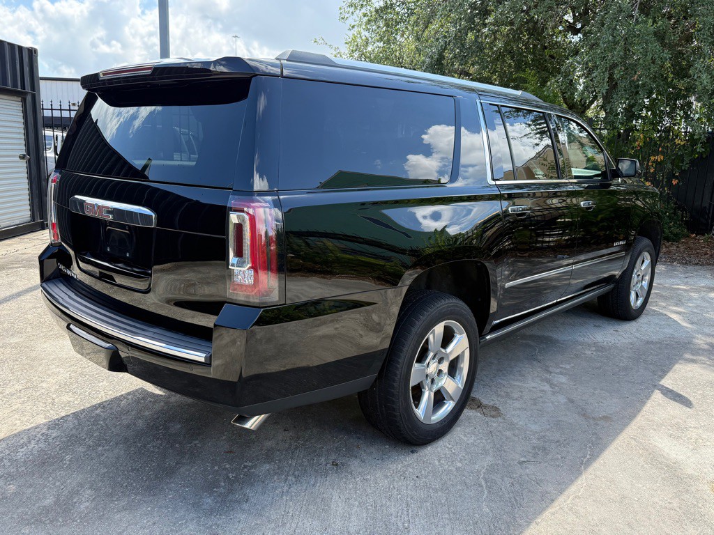 2015 GMC Yukon Image 5