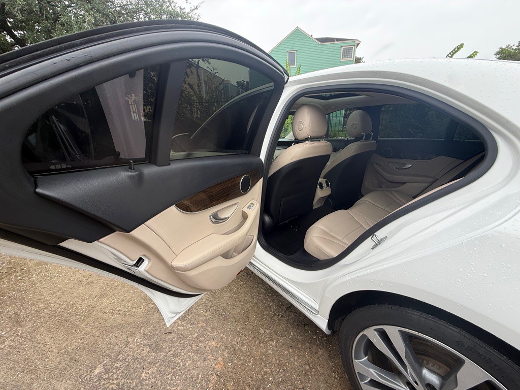 2019 Mercedes-Benz C-Class Image 15