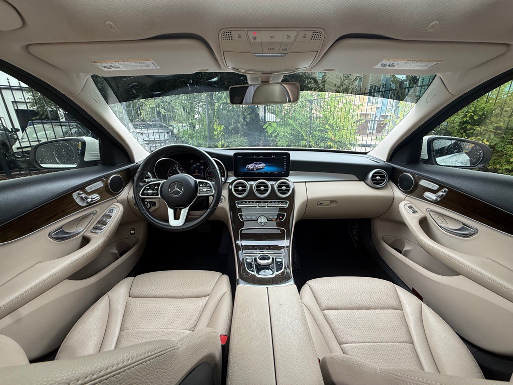 2019 Mercedes-Benz C-Class Image 18