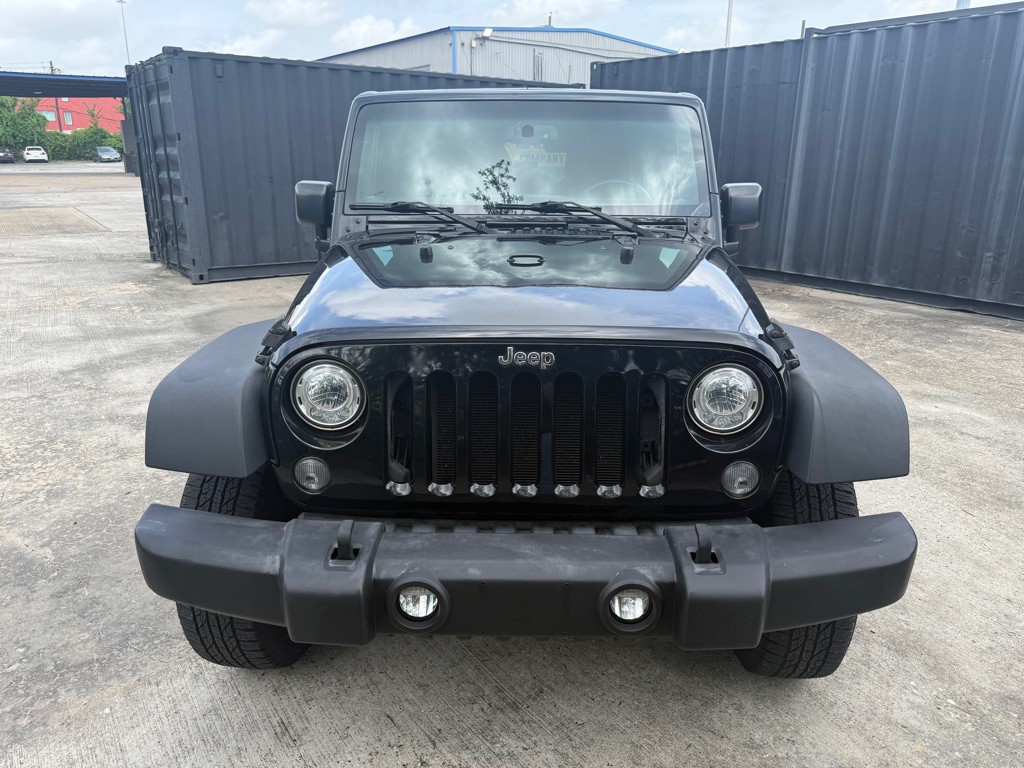 2017 Jeep Wrangler Unlimited Image 2