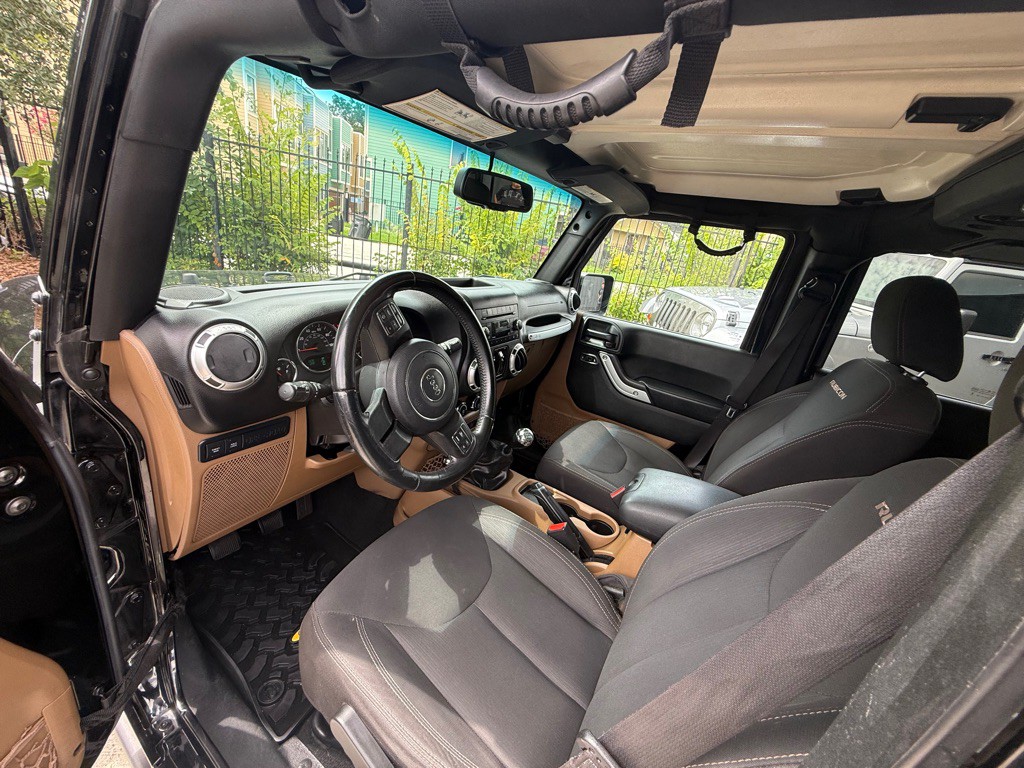 2017 Jeep Wrangler Unlimited Image 9