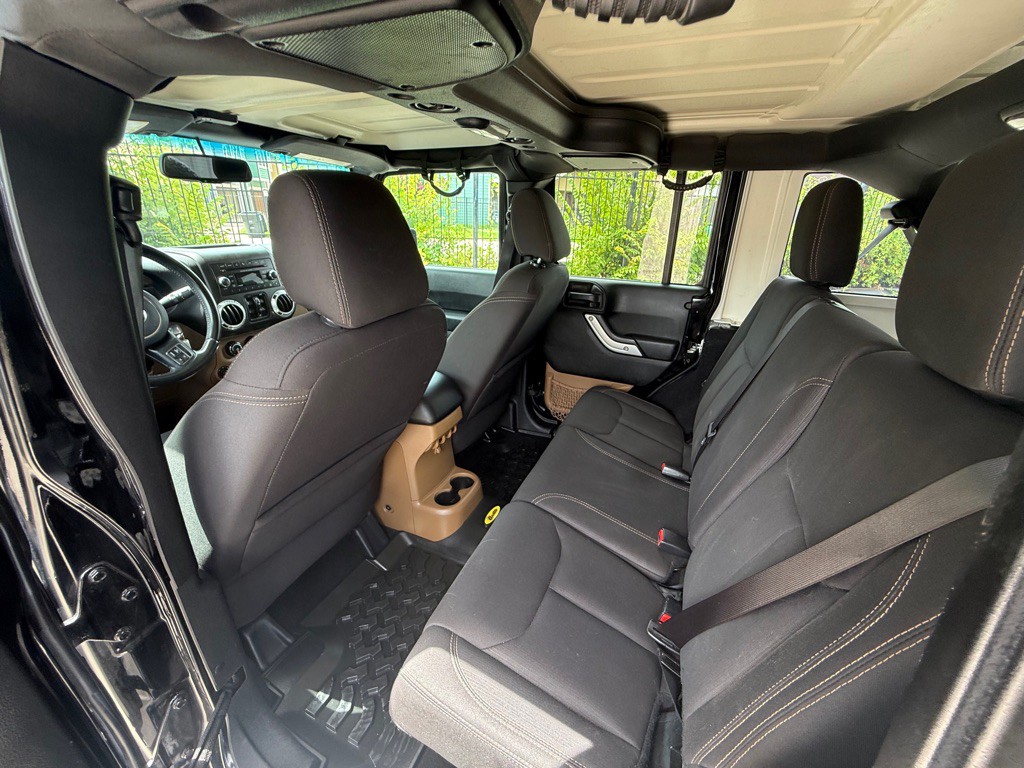 2017 Jeep Wrangler Unlimited Image 15