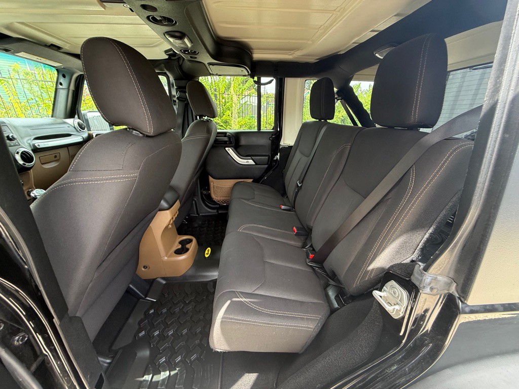 2017 Jeep Wrangler Unlimited Image 17