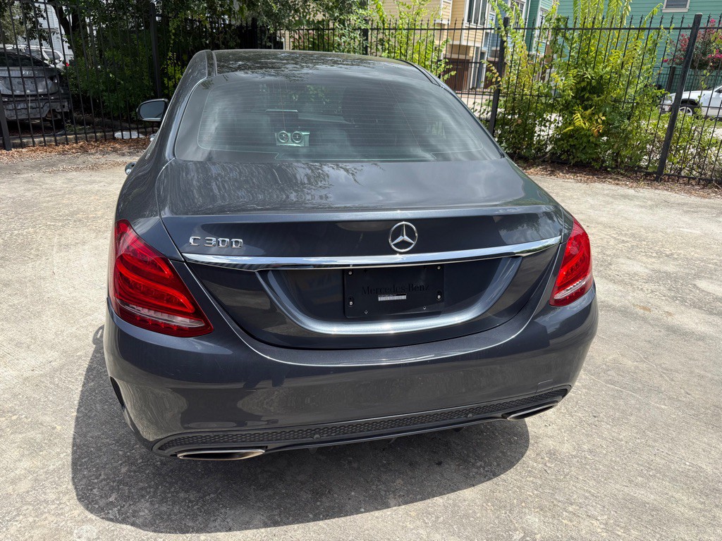 2015 Mercedes-Benz C-Class Image 6