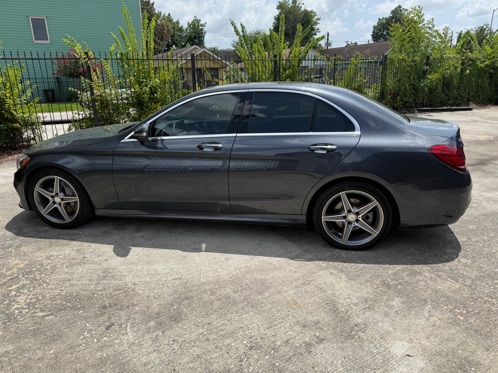 2015 Mercedes-Benz C-Class Image 8