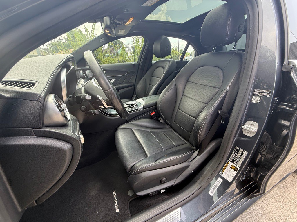 2015 Mercedes-Benz C-Class Image 12
